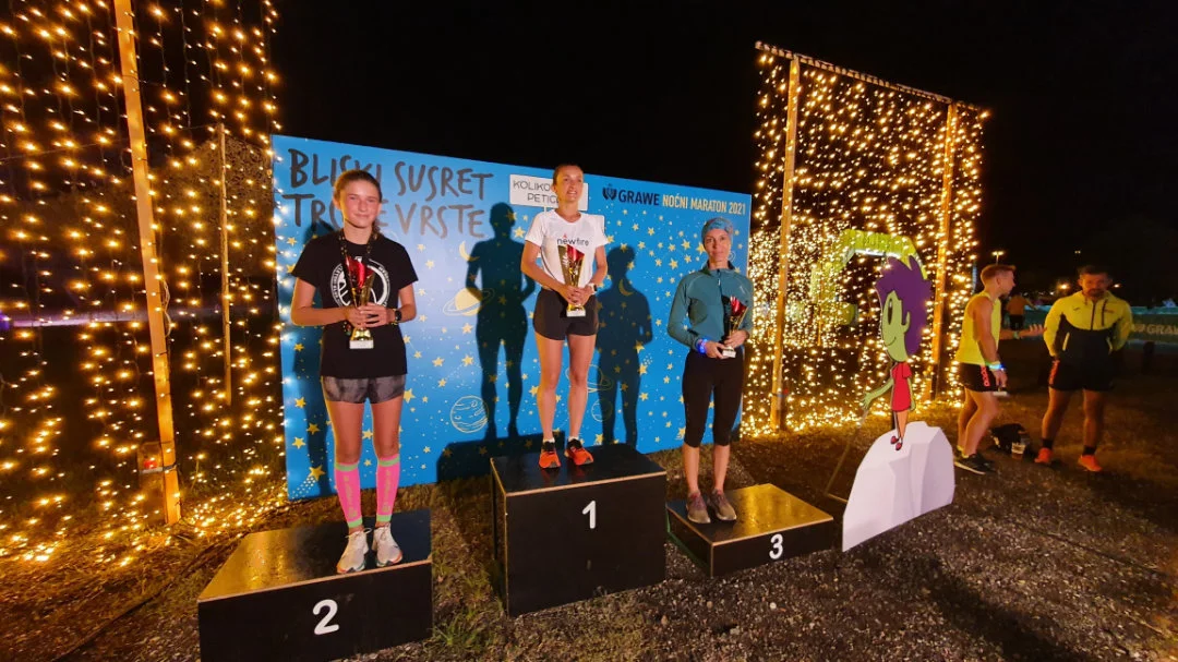 Ana on a victory throne