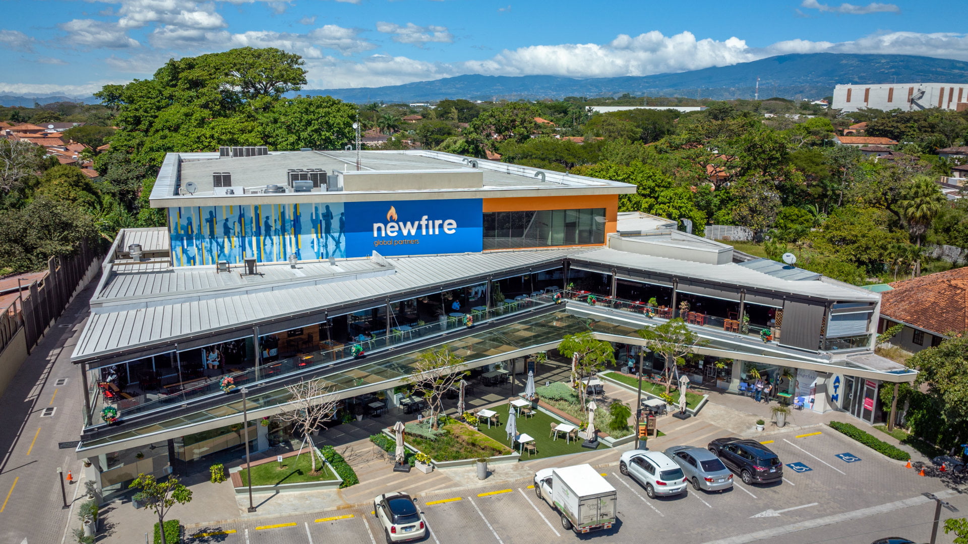 Information Technology Firm Newfire chooses Costa Rica for its First Expansion in Latin America with more than 100 Employees